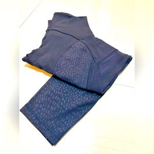 Lululemon Specialty Align ‘25 size 6